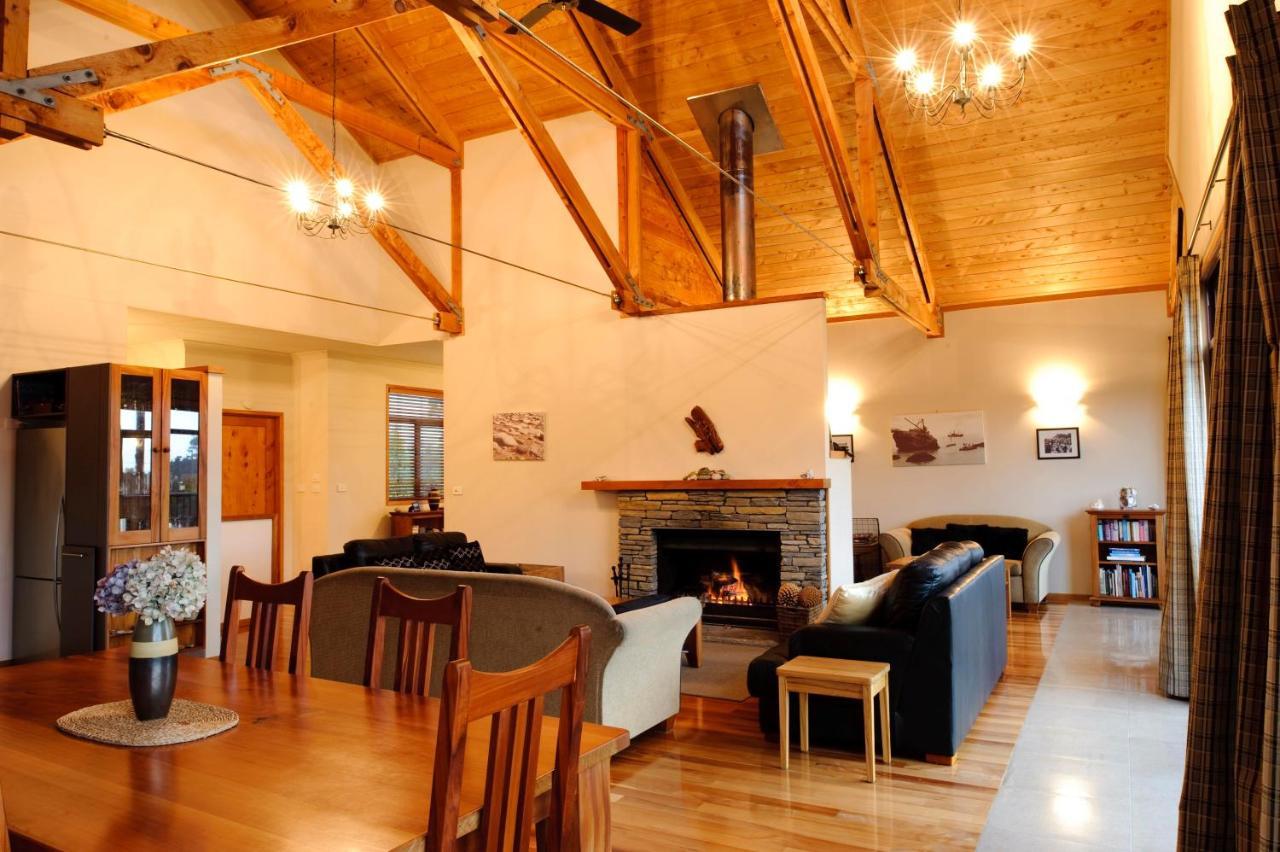 Mahitahi Lodge Брус Бей Екстериор снимка